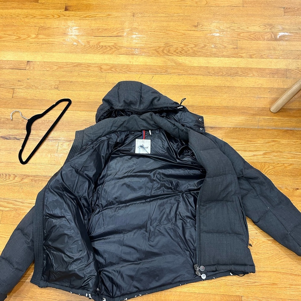 Moncler grey wool Puffer Jacket - Picture 3 of 9